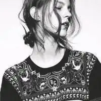 简约头像女生冷色调微信头像图片大全