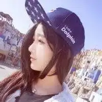 头像清冷戴帽子女生