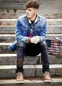 除了经典的黑白灰,男士衣橱蓝色也少不了