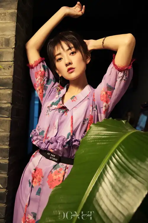 梁洁每个女孩都有一个曲小檀的梦
