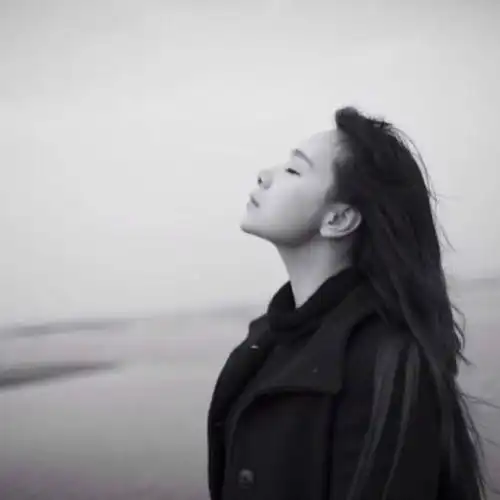 良好的心理能消除消极情绪,创设有利情境,引发你我他的积极行为