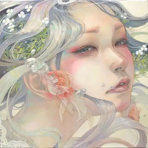 她用8年时间逆袭,创作了一系列空灵少女,仙桃般的颜色,风月性感的诱惑