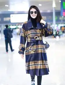 俏皮复古当然可以兼得粗格纹大衣让你美到出格