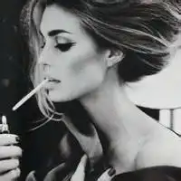 吸烟nv生霸气拽头像吸烟女生霸气拽头像