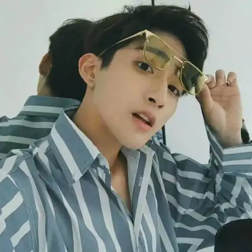 男生头像忘不掉的回忆就记住吧