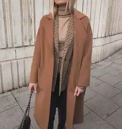 大衣,别总挑黑色今冬最流行这件高级色