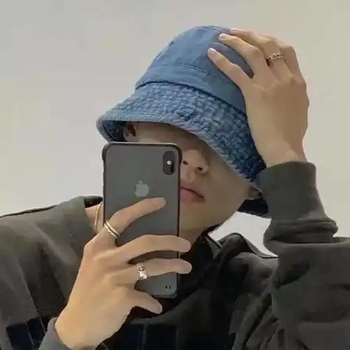 我们还年轻长长的人生可以受一点风浪