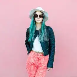 灵感图册糖果色背景女生站酷海洛正版图片,视频,字体,音乐素材交易平台站酷旗下品牌