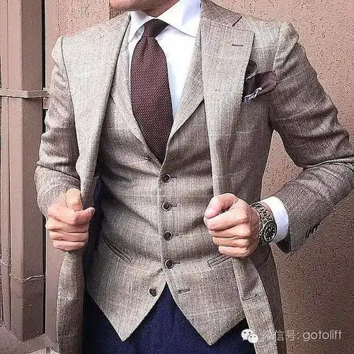 穿正装的男人才是世界上最毒的药