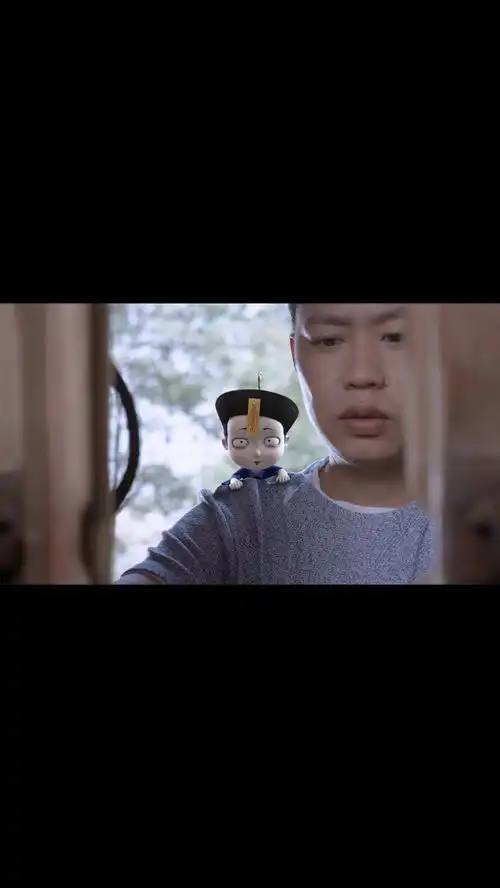 叫我僵小鱼叙缘篇二之双鱼记第35集大结局前篇鱼爹带苏醒后的小鱼离开老家,而小符却再次睡去...动漫