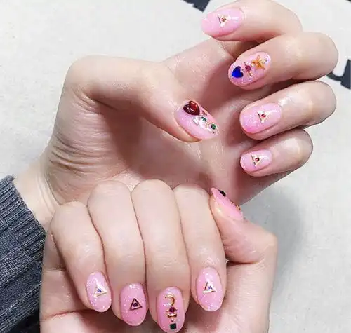 美甲回忆满满的美少女战士美甲合辑