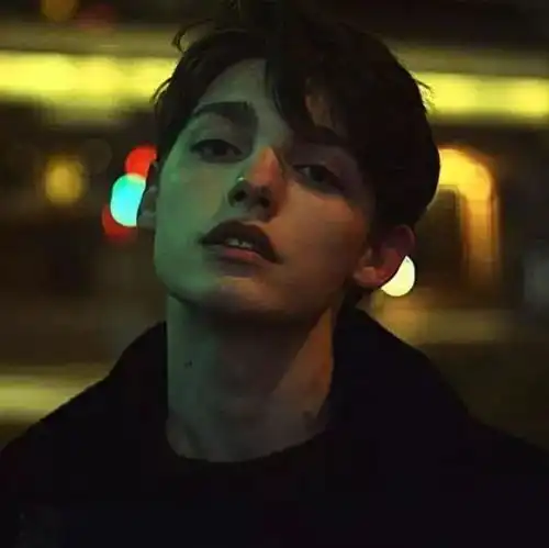 头像你要注意别被我的可爱冲昏了头脑