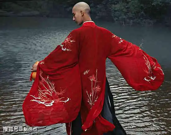 鬼故事和尚身首异处,幻术师乃真高人