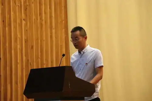 红色使命青年担当带你走进横溪街道五四青年演讲决赛现场