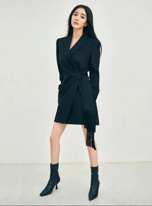 黑粉色系壁纸头像西服裙