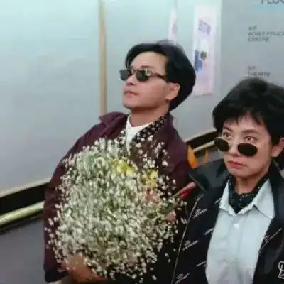 成年人的关系都是循序渐进的