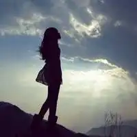 阴影女生头像系头像高清