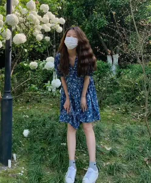 适合的学生党穿的裙子有哪些推荐