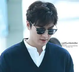 组图全智贤李敏镐赴国外拍摄蓝色大海的传说