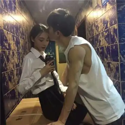 好看的禁欲系情侣头像头