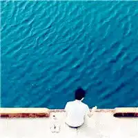 海边男生头像意境,多么向往的大海我来了
