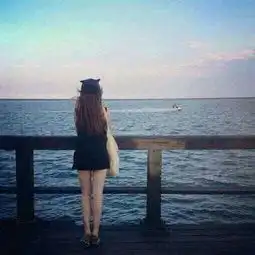 早安心语160516用一杯水的单纯,面对一辈子的复杂