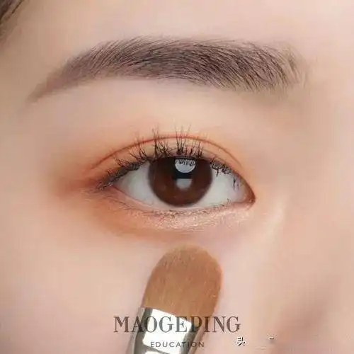 精致橘色系少女妆,这么美怎叫人不喜欢