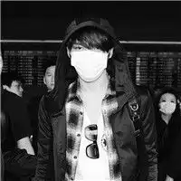 男生头像戴口罩帅气图片