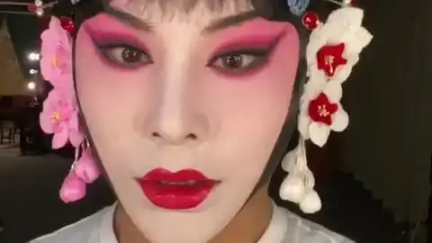 惊艳霸王别姬京剧旦角化妆男版霸王别姬