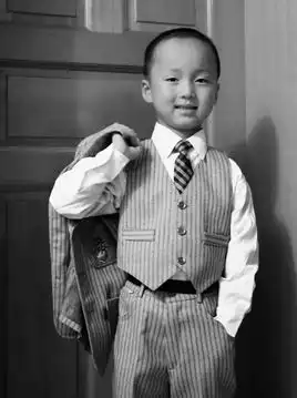 穿西装的小孩3