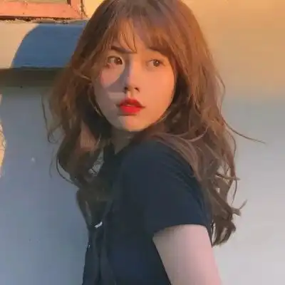 百看不厌的温柔干净女生头像图片