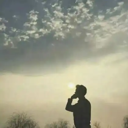 2020独一无二qq情侣头像背影一人一张特经典的