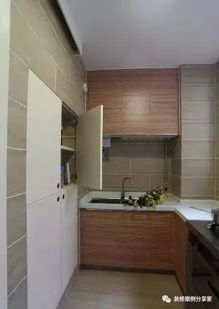 装修案例96㎡复式装修带给夏日般清爽的家