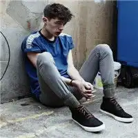 蚕丝枕头的优缺点有什么床上用品九正装修问答