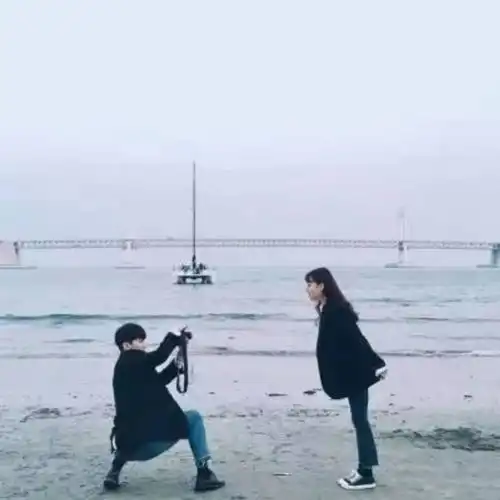 男生头像伤感海边蓝色系