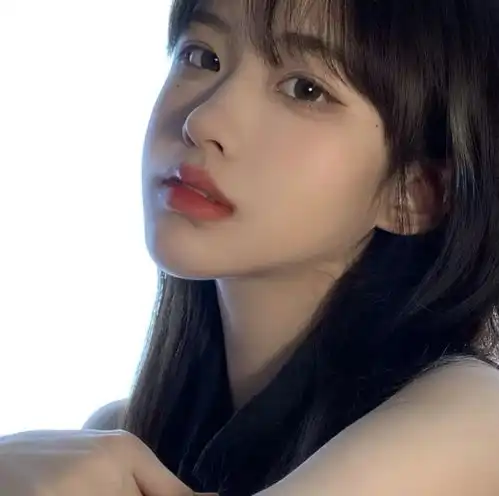 女生头像肮脏的灵魂也曾想摘花送于神明