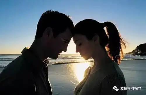 三观不和的情侣在一起,怎么让她对我离不开