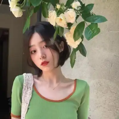 女生头像不要站在雾里,不要执着于没有意义的人和事