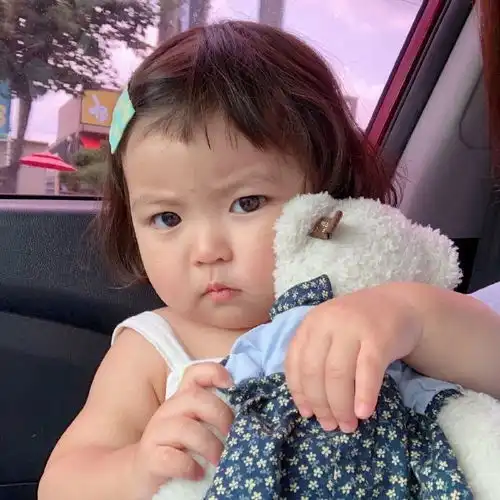 表情包罗熙爱不爱我你很难说