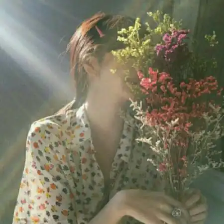 qq头像原宿风女生,习惯世态炎凉的女生