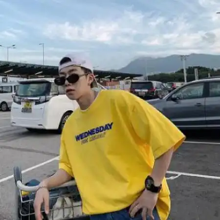 2020年最帅男人微信头像,没有故事的男生心是干净的