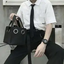 黑白个性男头衬衫诱惑了解一下