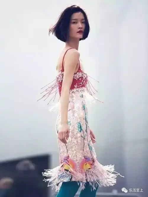 她曾比刘雯红,一张禁欲系冷淡脸,美成了众男神忘不掉的前女友