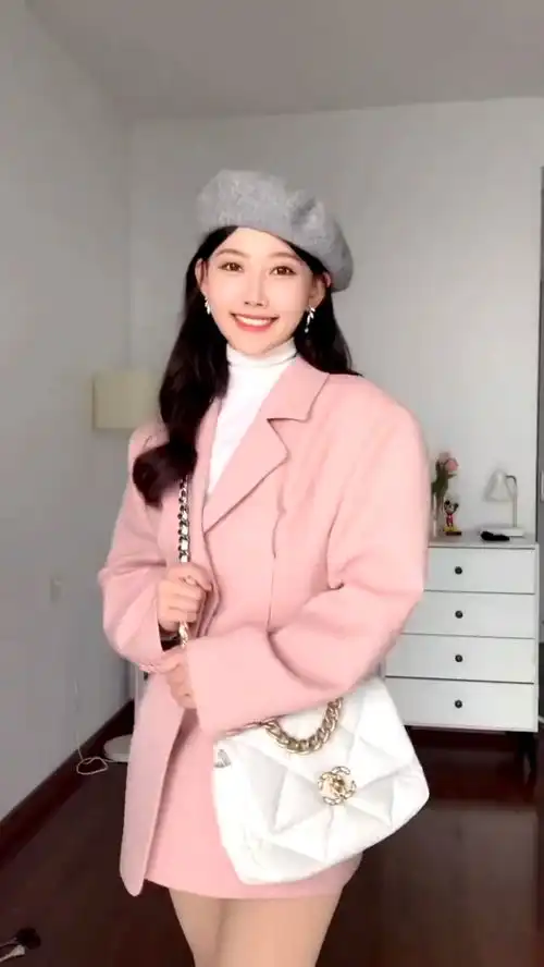 今天来个穿搭,你们觉得这一身怎么样甜系女孩穿搭