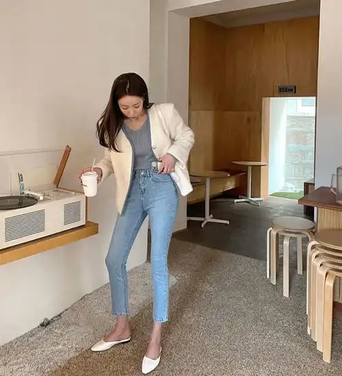韩风style,小香风外套针织打底衫牛仔裤温柔穿搭