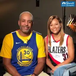 萌神归来库里热身又中球员通道超远三分