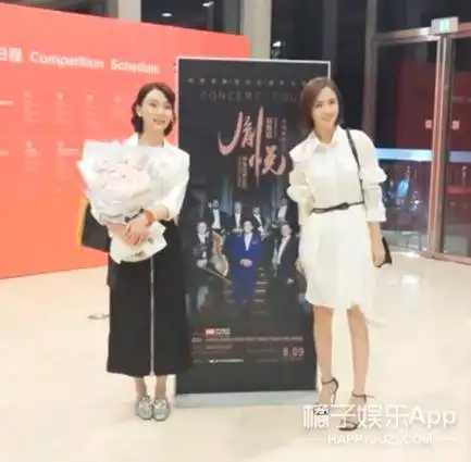 雷佳音佟丽娅因喝可乐惹争议,可片场多的是男女演员同吃一份东西