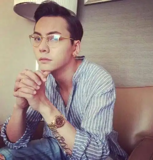 男生禁欲系头像加名字庆