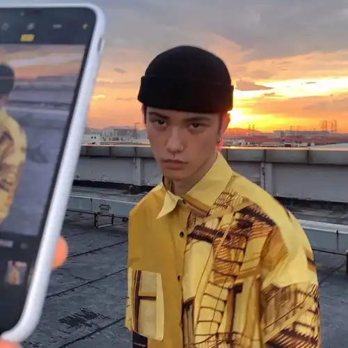 有没有橙色或者橘色系的头像呐壁纸也可以