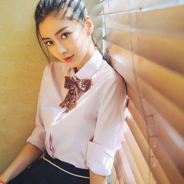 杨幂赵丽颖唐嫣刘诗诗杨颖迪丽热巴,13位女星穿白色衬衫谁最美